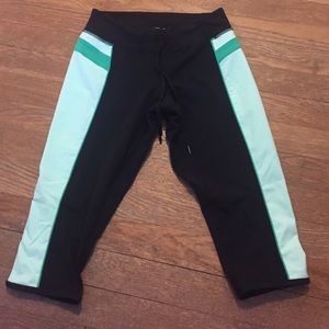 Lululemon crop pants