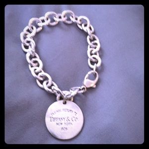 Authentic Return to Tiffany round tag bracelet