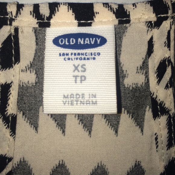 Old Navy Tank Top Aztec/Tribal Pattern - Picture 3 of 3