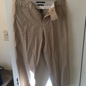 Gap size 12 capris