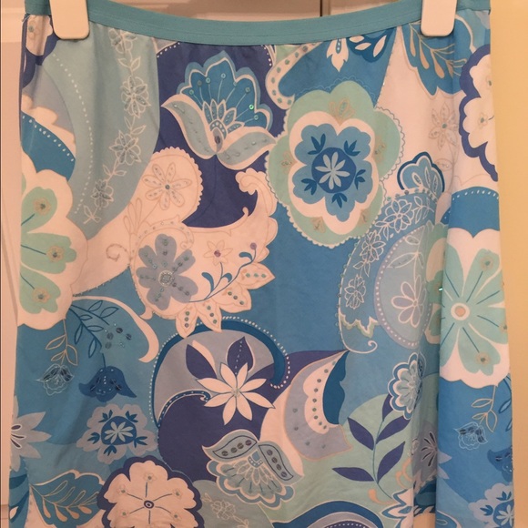 NY & Company Swirly Skirt - Picture 1 of 1