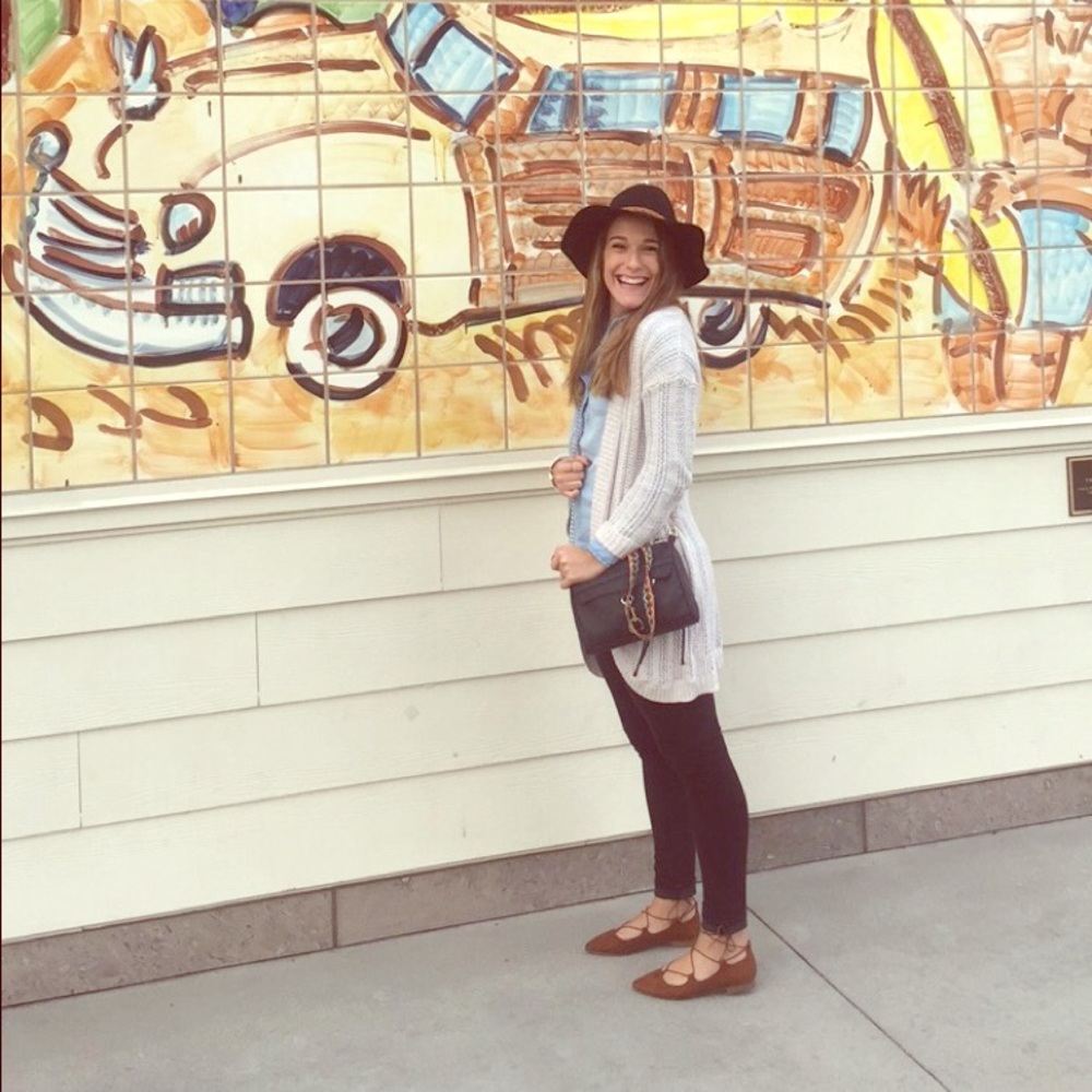 Meet your Posher, Kaitlin