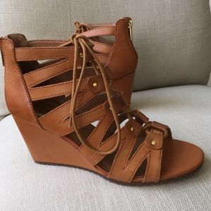 NIB DV Dolce Vita Rhoda lace-up wedges