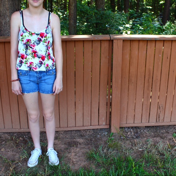 Ambiance Apparel Tank Top/Crop Top. - Picture 1 of 3