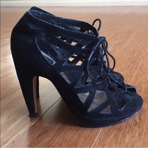 dolce vita Cher caged booties