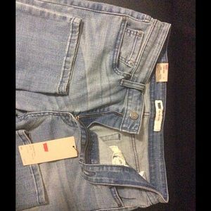 Levis mid rise skinny jeans