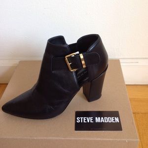 Steven by Steve Madden leather booties - size 7