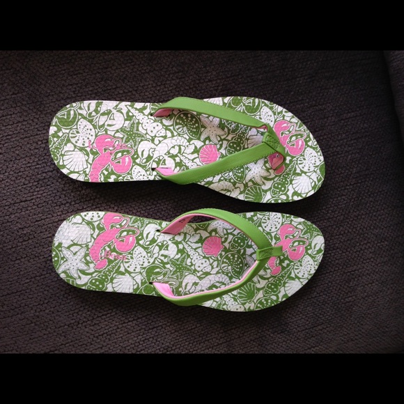 LL Bean flip flops