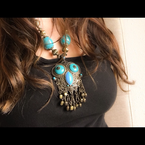 Statement Necklace - Picture 2 of 3