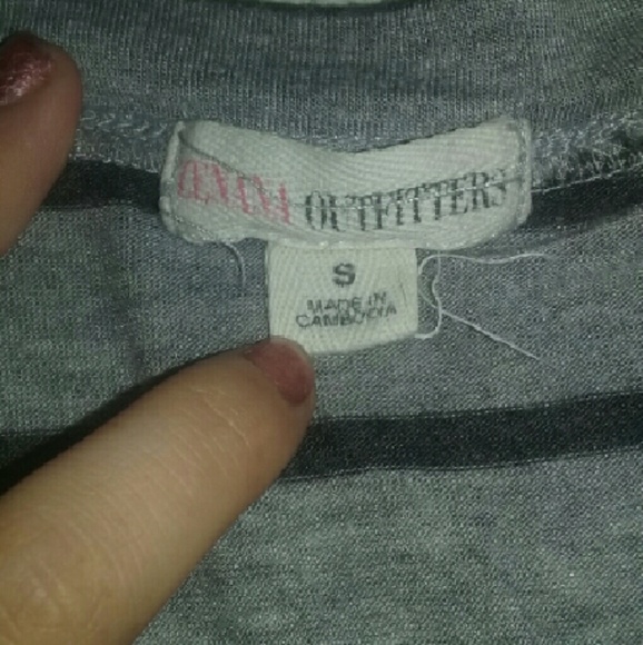 Striped Grey and Black Tee - Picture 3 of 4