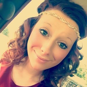 Meet your Posher, Marissa