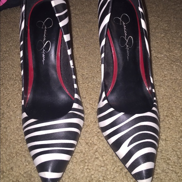 Jessica Simpson Pumps