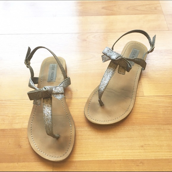 Steve Madden Silver Bow Sandals