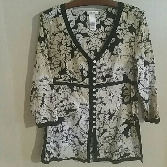 Liz & Co. Flower Print Tunic w/Empire Waist Medium