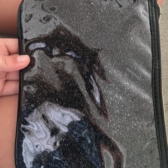 I adorable Beaty Johnson wallet purse - Picture 2 of 3