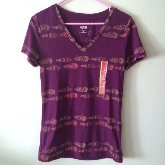 Burgundy Feather V-Neck Tee
