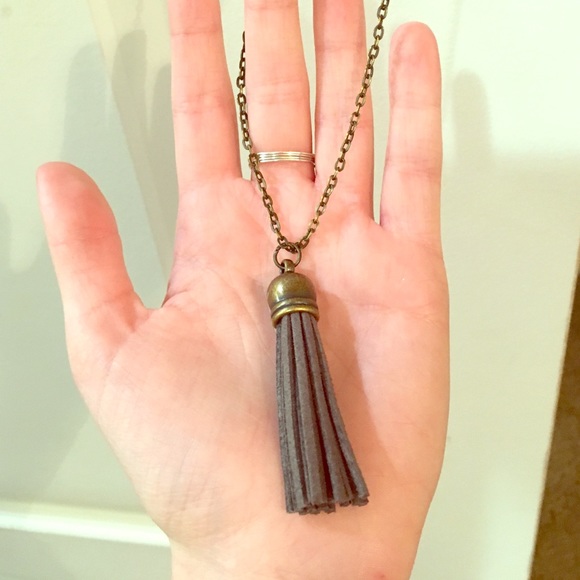 Tassel necklace