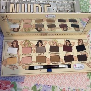 * SOLD*The balm Nude'tude eyeshadow palette