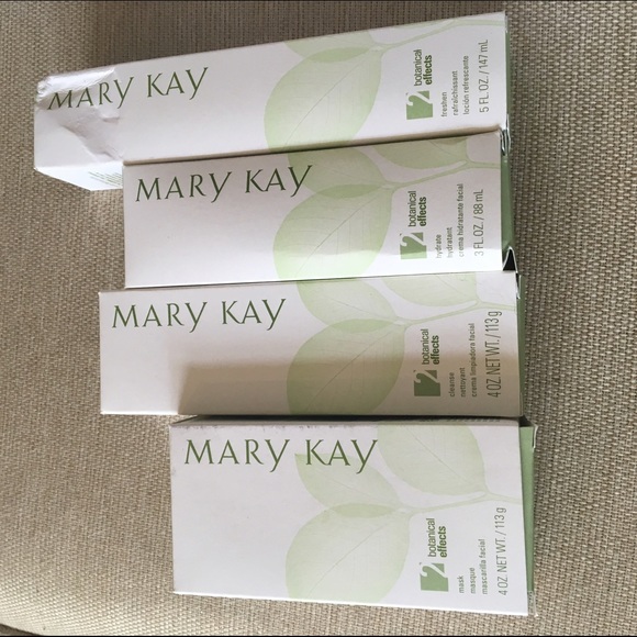 💫 Sold💫 Mary Kay Face Cleanser Set