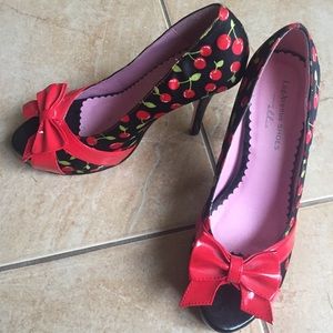 Pin up peep style cherry heels