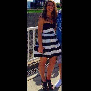 B. Darlin dress.