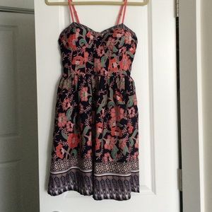 Pretty patterned dress perfect for summer!