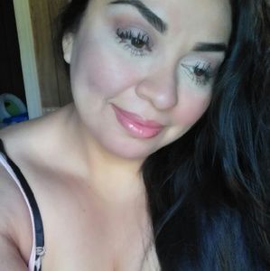 Meet your Posher, Karla