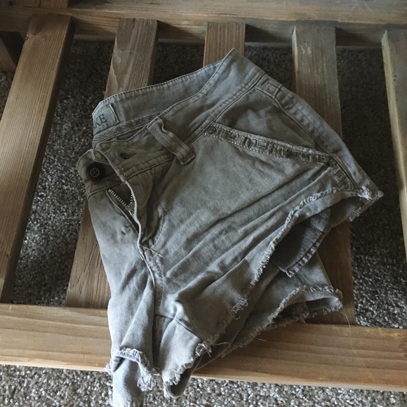 BKE casual shorts