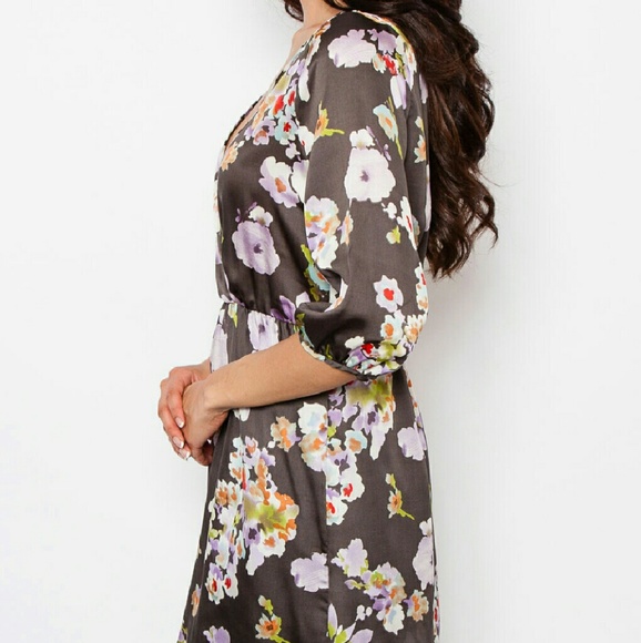Closing Sale! Floral Plunging Neck Dress - Picture 2 of 3