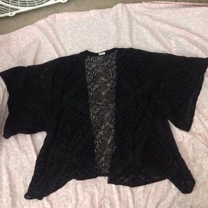 Black kimono/cardigan