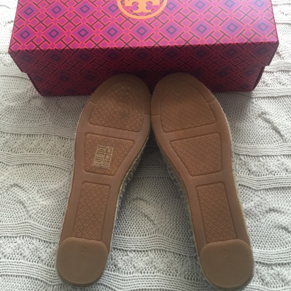 🚫Sold on Ⓜ️🚫🌟BNIB Authentic Tory Burch Flats🌟 - Picture 3 of 4