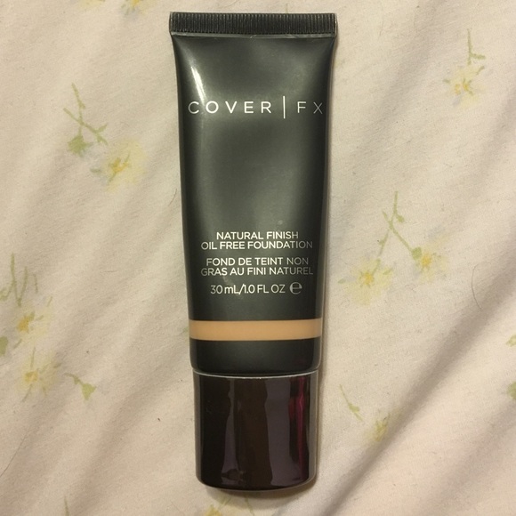 Cover FX natural finish oil free foundation
