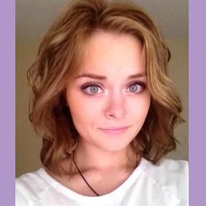 Meet your Posher, Kaela