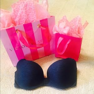Victoria's Secret "Light Lift Push-Up" Bra