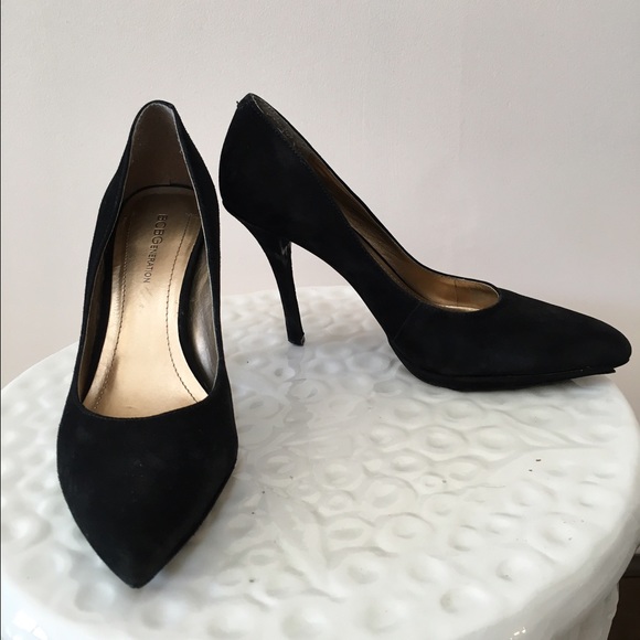 Black Suede Pointed Toe Pumps