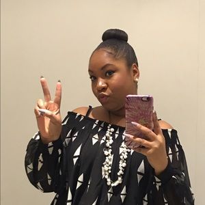 Meet your Posher, Courtney