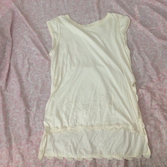 High-low half sleeve top
