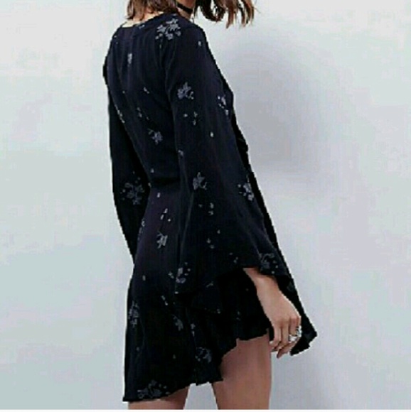 FINAL SALE!!! Free People Embroidered Boho Mini - Picture 2 of 4