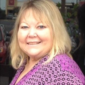 Meet your Posher, Debi