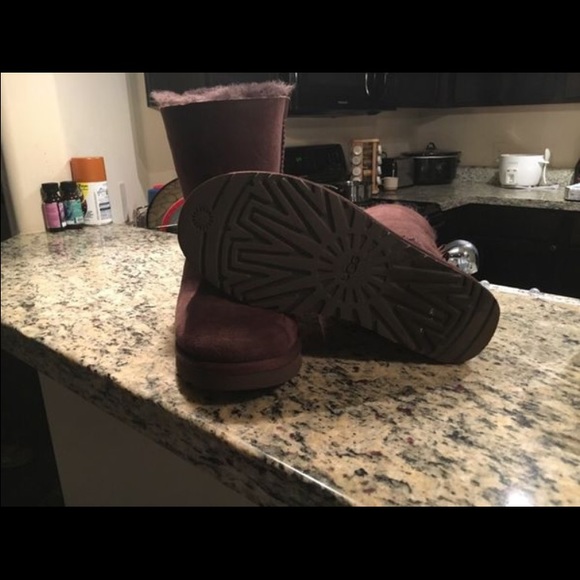 UGG's - Picture 3 of 3