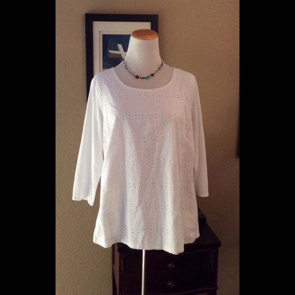 COLDWATER CREEK EYELET TOP