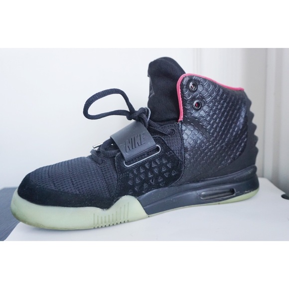 FINAL SALE‼Leaving US 7/2 ️NIKE AIR YEEZY 2
