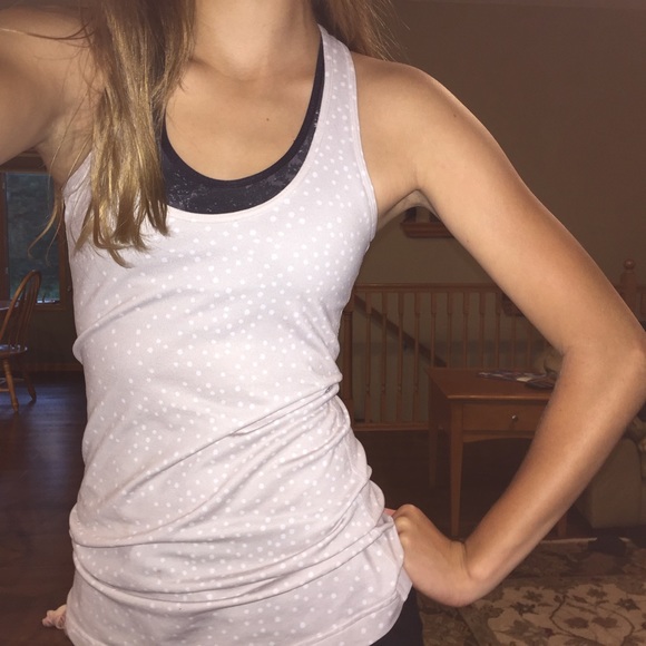 Lululemon -Cool Racerback Size 4 Dot