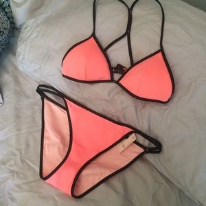 Neon nectar VS bikini