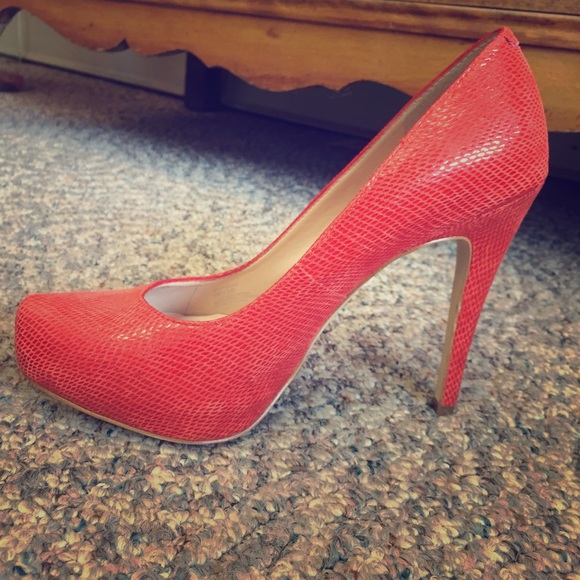 BCBG Deep Coral Pumps