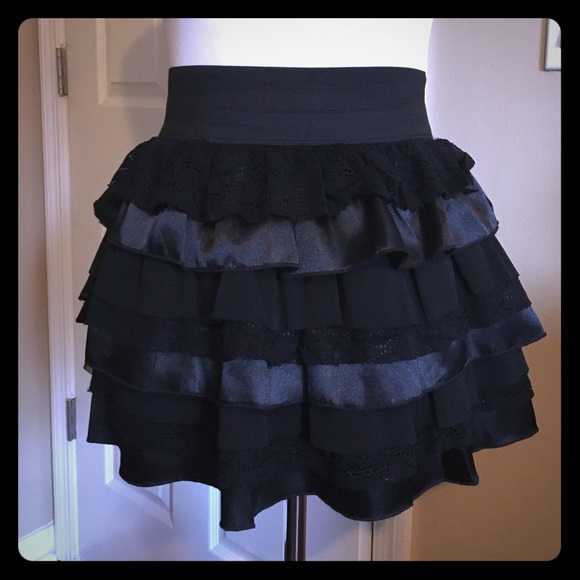 Ruffle Lace Black Mini