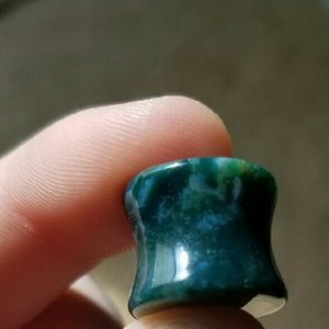 Natural stone gauges size 9/16. NEVER WORN.