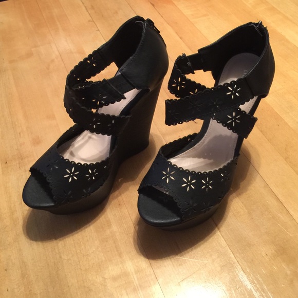 Charlotte Russe Black Floral Wedges!