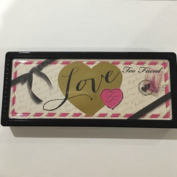 TOO FACED love palette (bonus mini lip creme)