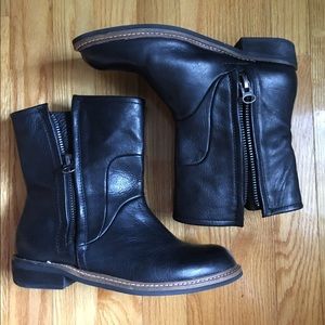 Latigo Short Leather Boots